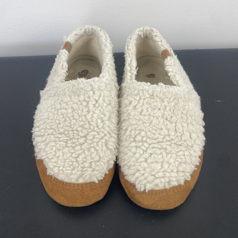 Acorn Kid's White Buff Popcorn Suede Heel Size 5-6 Mice Fleece Lining Slipper